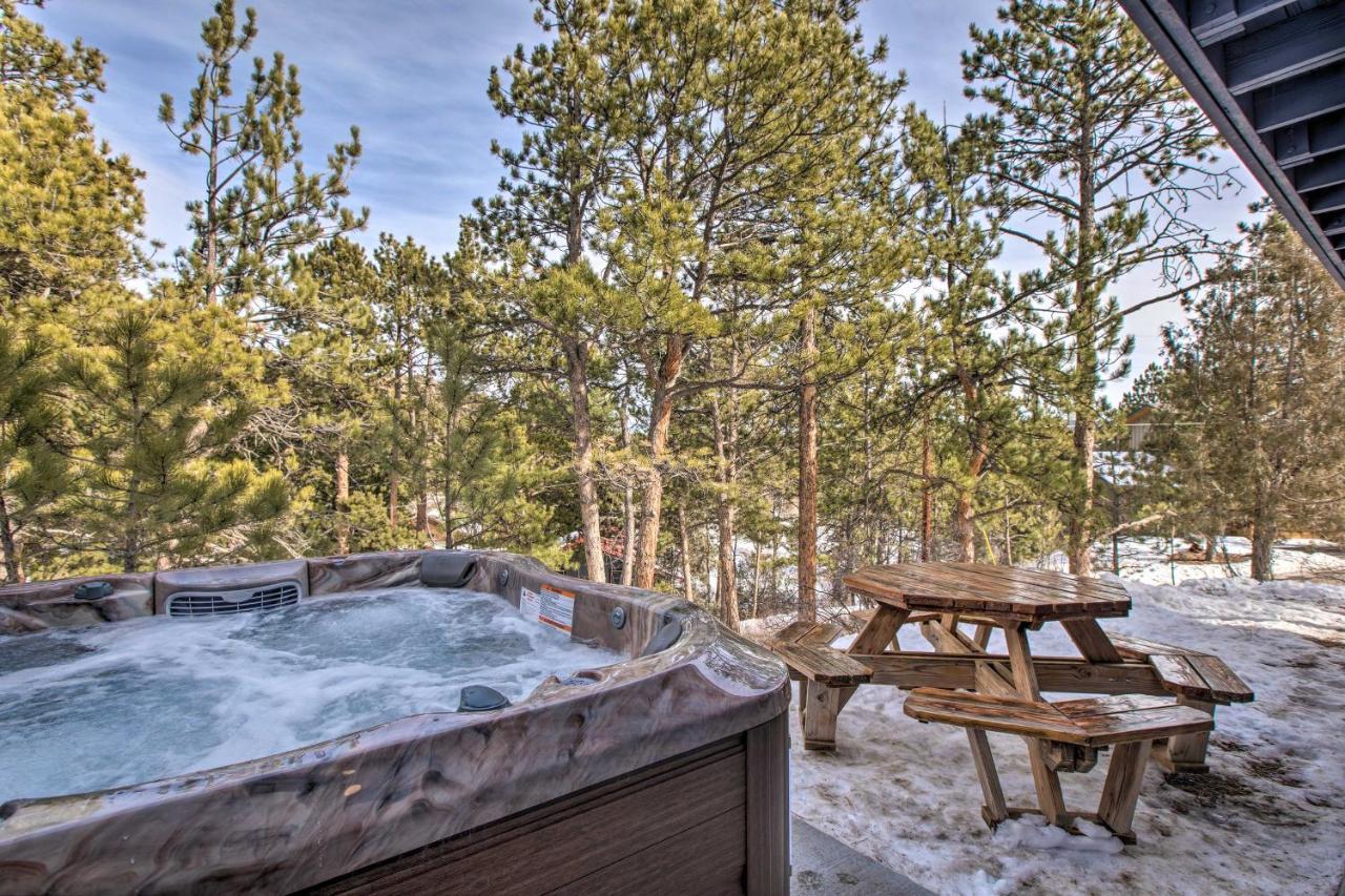 Luxe Updated Home With Grill And Hot Tub 4 Mi To Rmnp Estes Park Exteriér fotografie